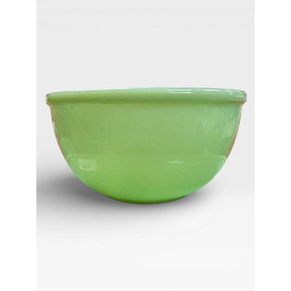Vintage Fire King Jadeite Bead Rim Mixing Bowl 7" Green Serving Bowl - Picture 2 of 3